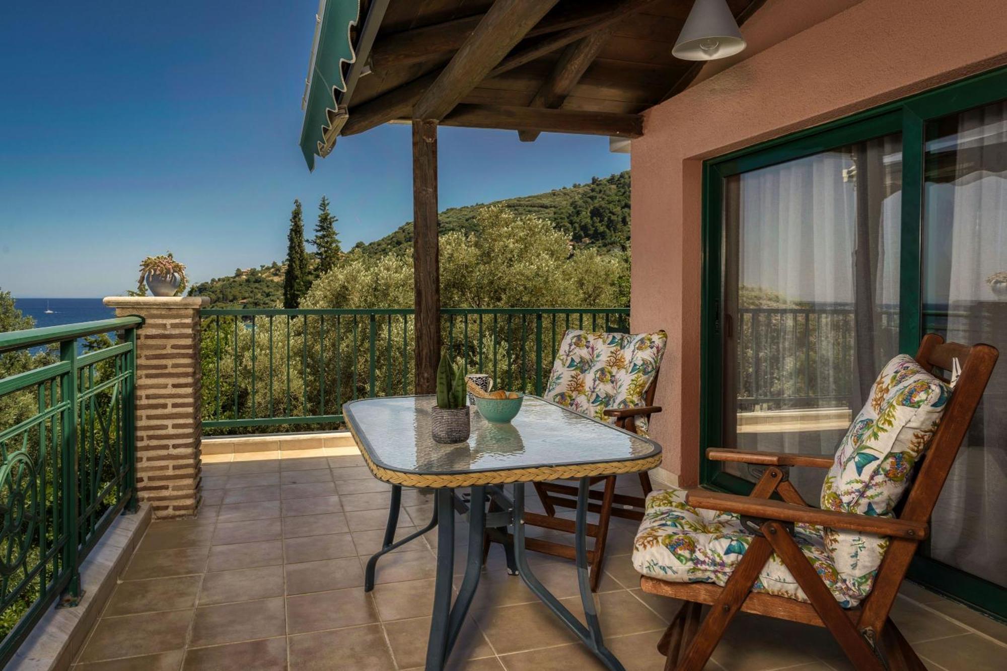 Anatoli Apartments - Tranquil Location & Stunning Views, By Zantewize Marathias  Номер фото