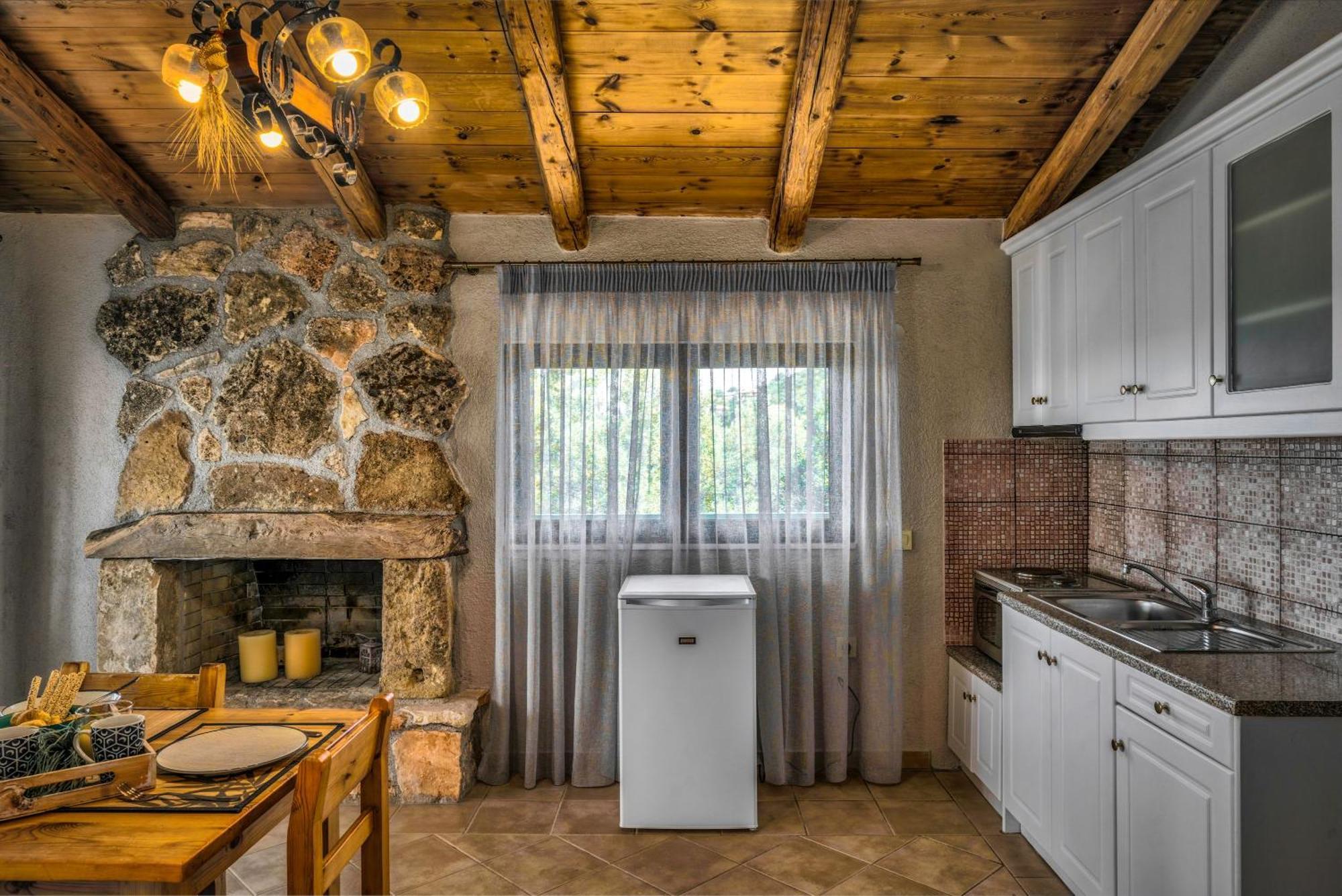 Anatoli Apartments - Tranquil Location & Stunning Views, By Zantewize Marathias  Номер фото